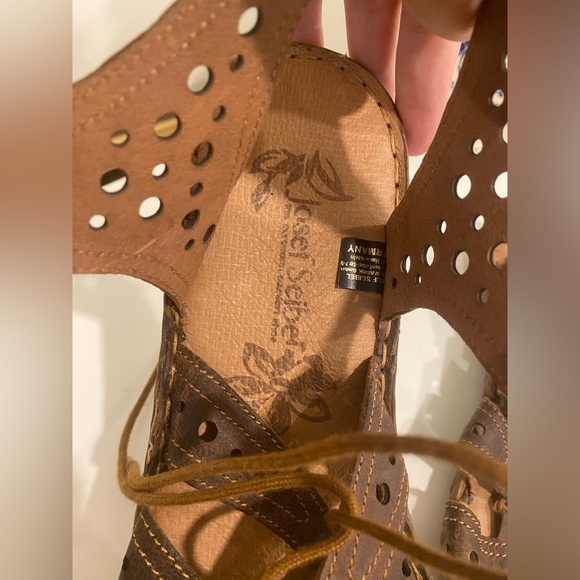 Josef Seibel Wrap Sandal Size EUR 43 - Picture 7 of 7